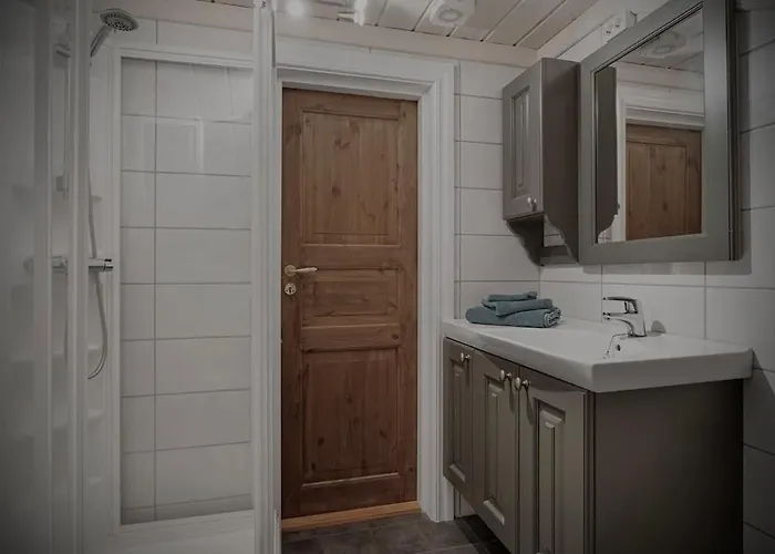 Great Mountain With 12 Beds